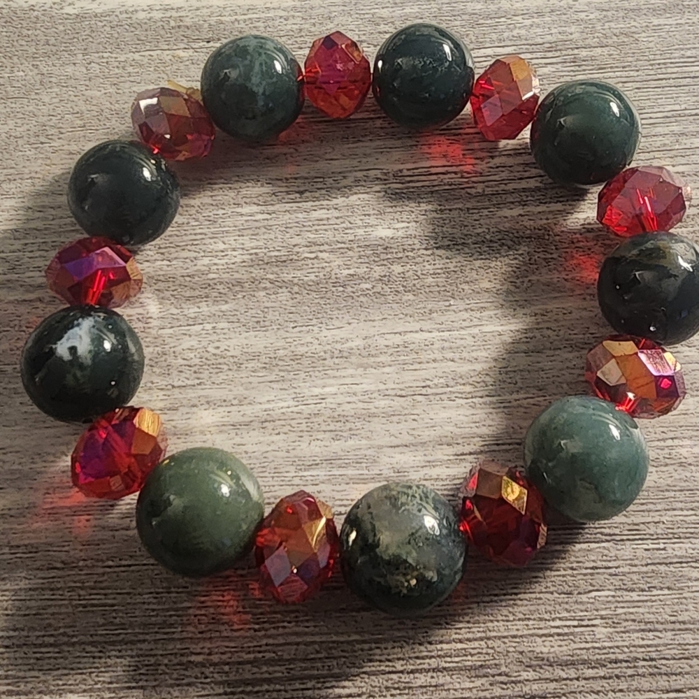 Elegant Green and Red Beaded Bracelet (‎ Tourmaline)